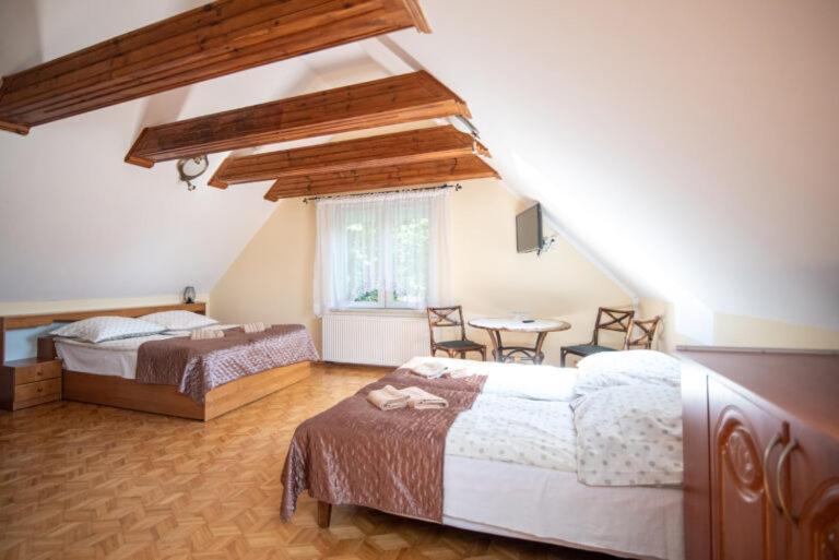Hotel Siedlisko Pod Debem Wilimy Esterno foto