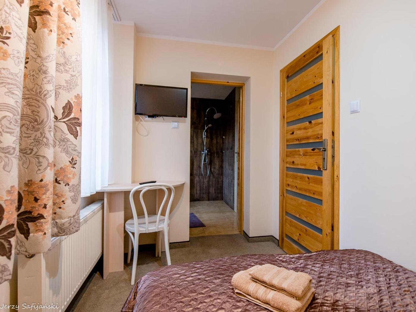 Hotel Siedlisko Pod Debem Wilimy Esterno foto